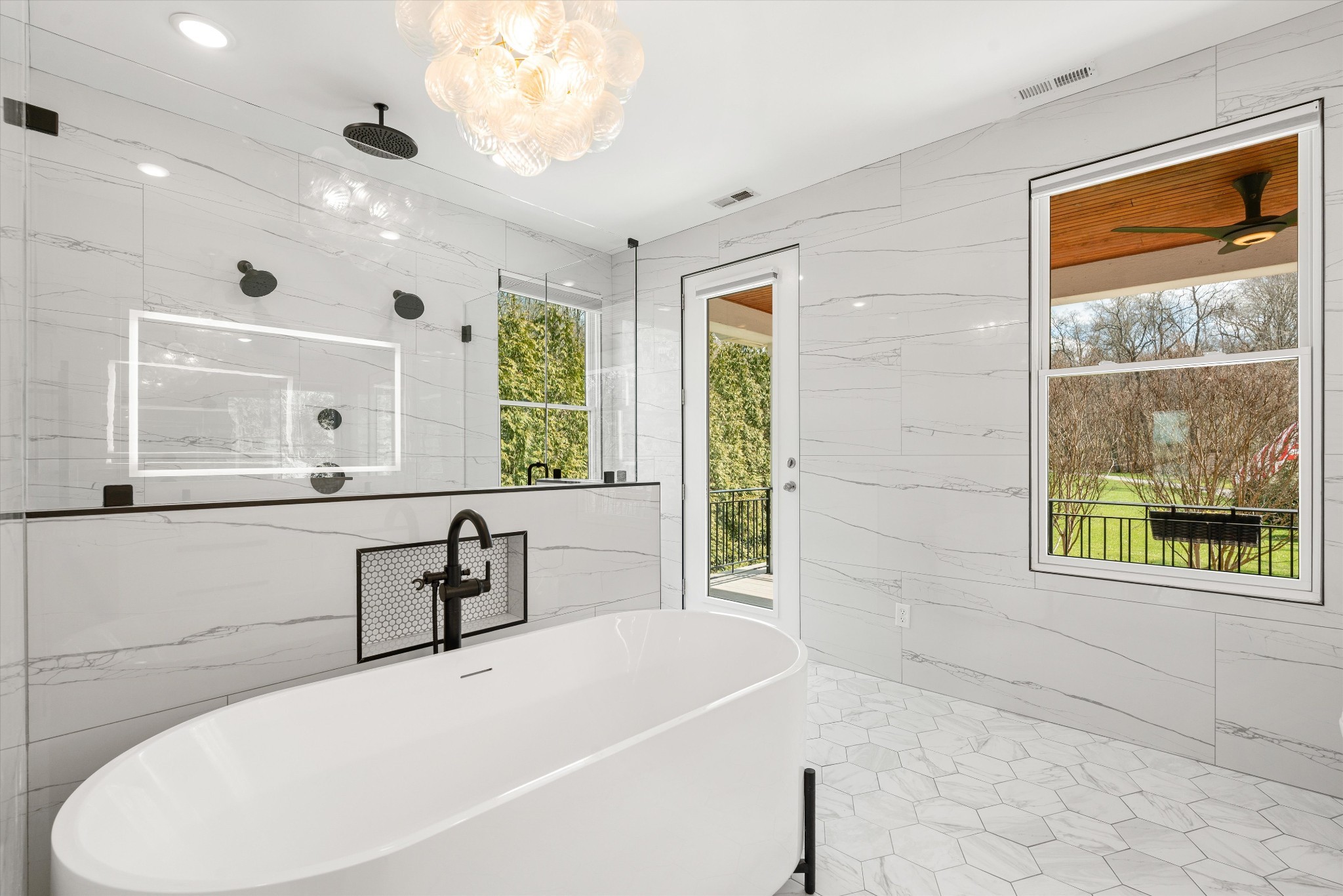 3863 Saundersville Ferry Road Mount Juliet, TN 37122 - Photo 43 of 83 a living room with furniture and a window