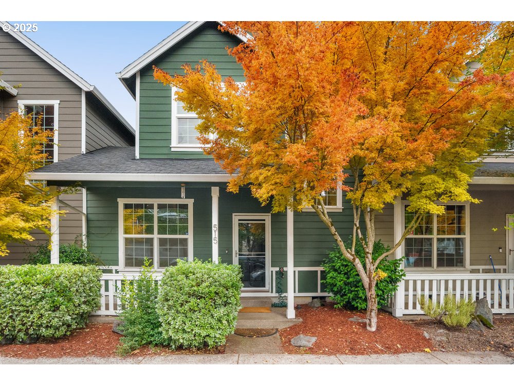 515 Northeast Suttle Street Portland, OR 97211 - Photo 28 of 28 front view of a house with a yard