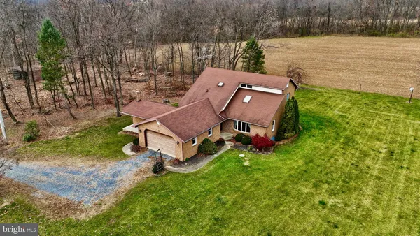 $1,950 | 11 Carpenter Lane, Newburg, PA 17240