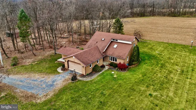 $1,950 | 11 Carpenter Lane, Newburg, PA 17240