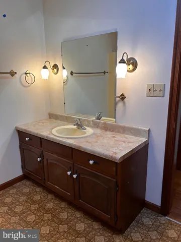 $1,950 | 11 Carpenter Lane, Newburg, PA 17240