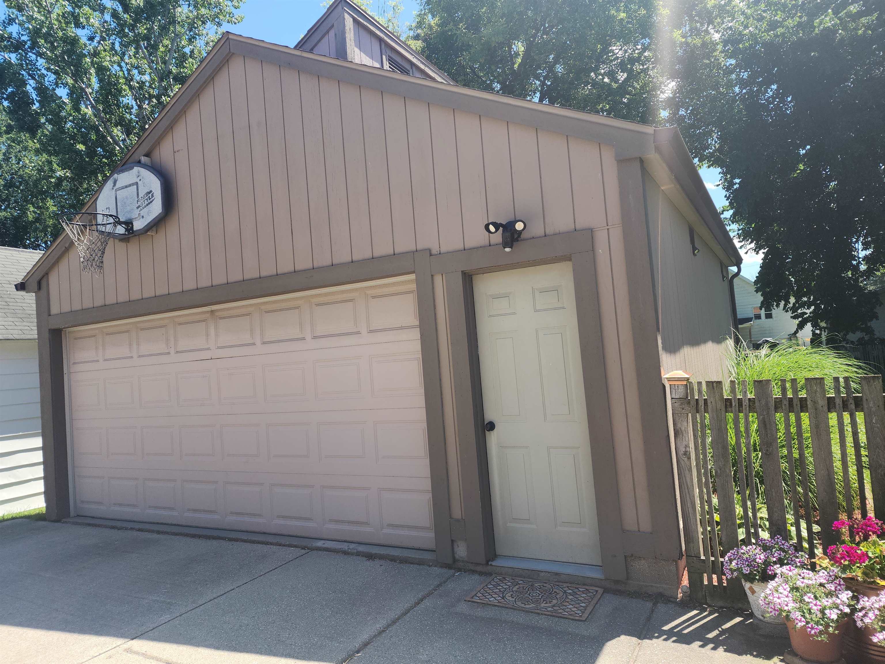 2128 3rd Street Bay City, MI 48708 - Photo 27 of 37