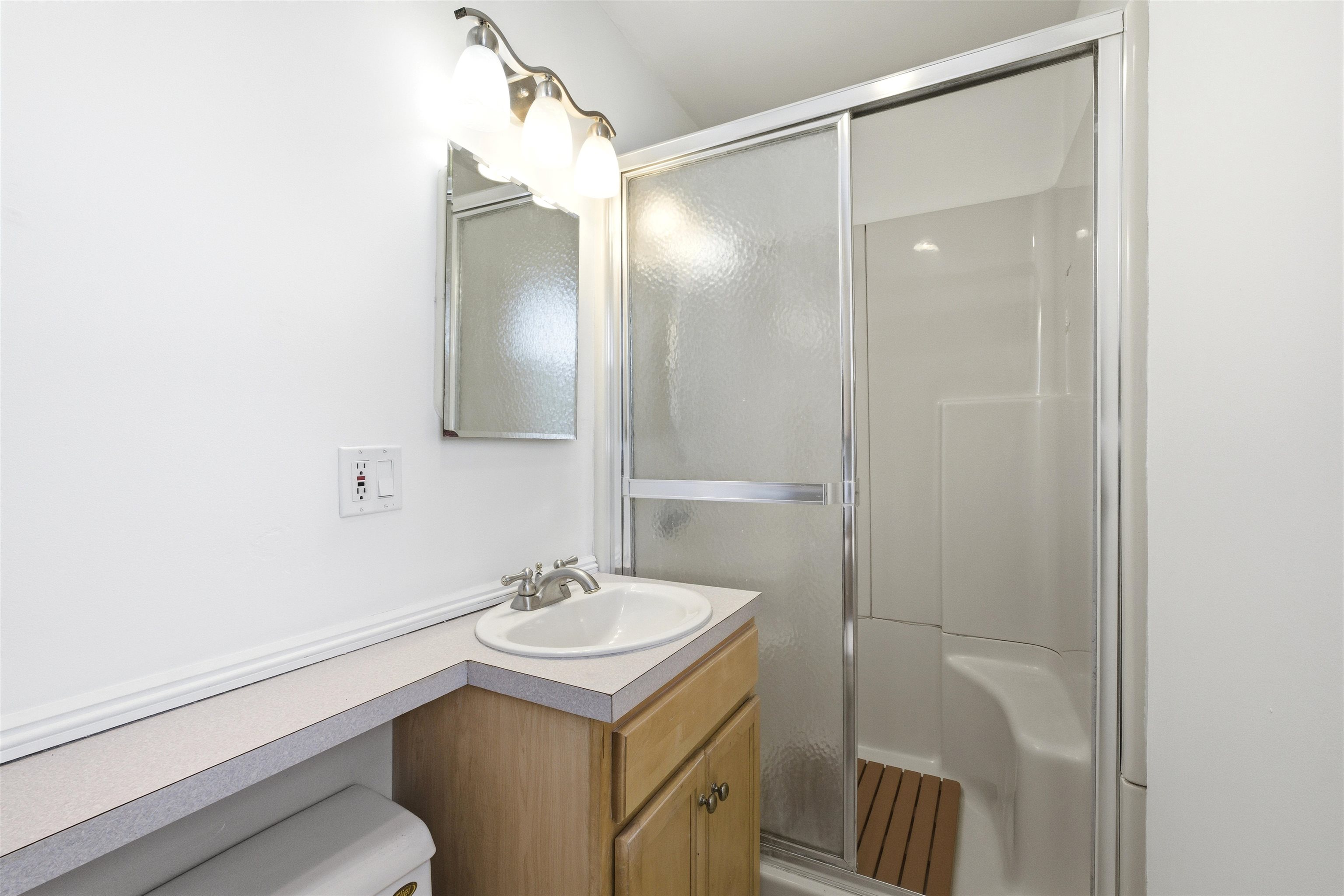 287 Clough Pond Road Loudon, NH 03307 - Photo 21 of 38 Gallery Image 21