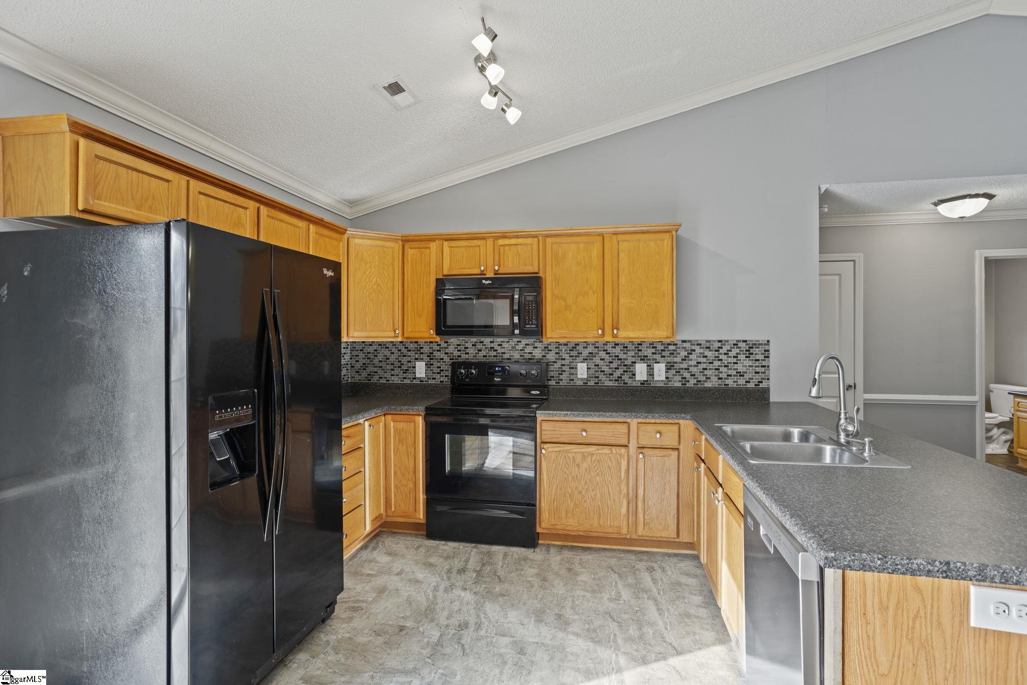 227 State Rd S-42-2088 Lyman, SC 29365 - Photo 6 of 17