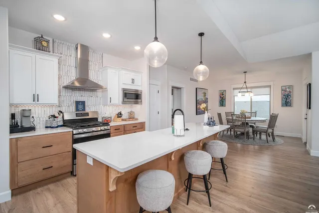 $529,900 | 420 Winnie Way, Lawrence, KS 66049