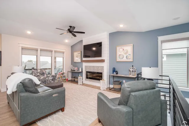 $529,900 | 420 Winnie Way, Lawrence, KS 66049