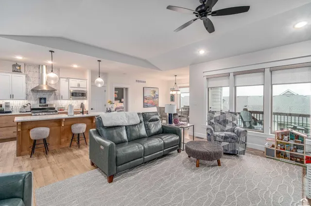 $529,900 | 420 Winnie Way, Lawrence, KS 66049