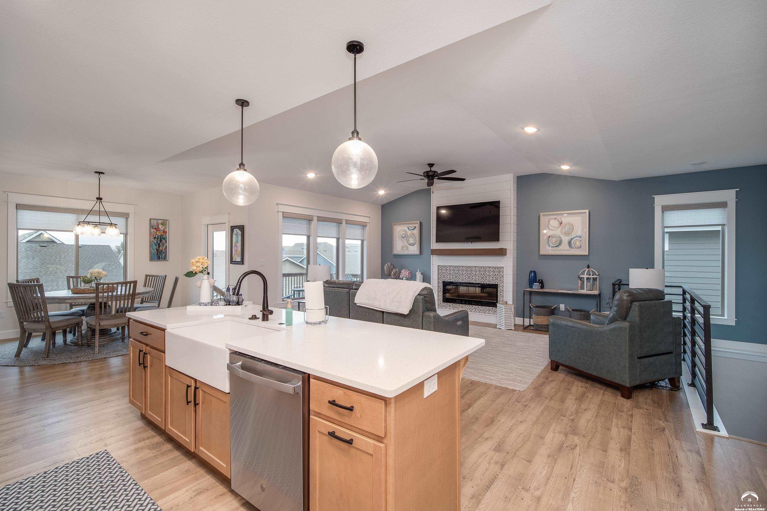 420 Winnie Way Lawrence, KS 66049 - Photo 10 of 41