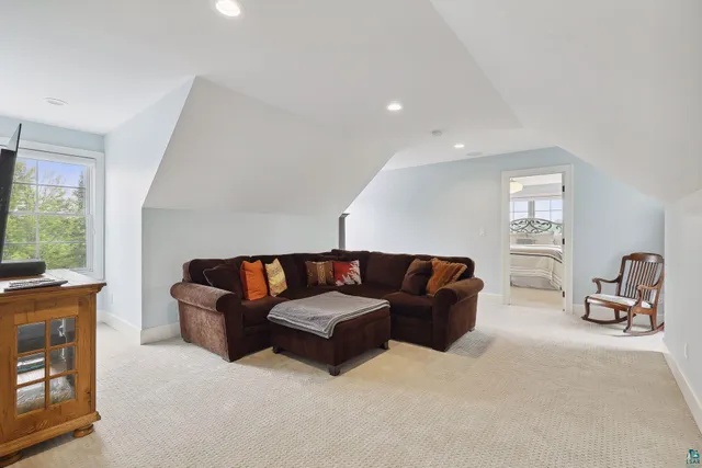 $1,500,000 | 92176 Heppner Road, Sturgeon Lake, MN 55783