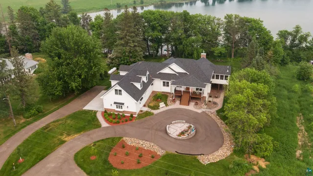 $1,500,000 | 92176 Heppner Road, Sturgeon Lake, MN 55783