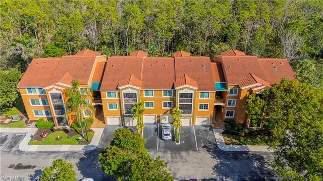 $250,000 | 1105 Reserve Court, Unit 305, Naples, FL 34105
