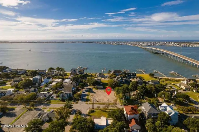 $2,350,000 | 2103 Evans Street, Morehead City, NC 28557