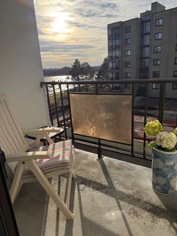 73 Broad Reach, Unit M36C Weymouth, MA 02191 - Photo 26 of 31 a view of a terrace with chairs