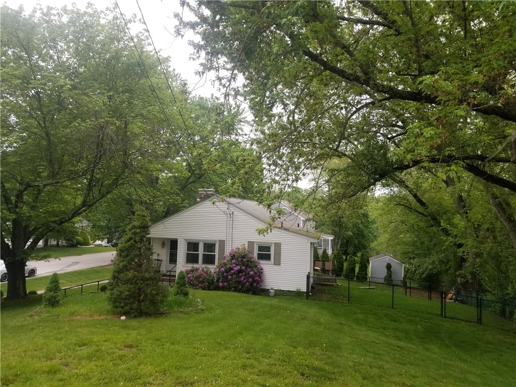 20 Angell Road Cumberland, RI 02864 - Photo 8 of 10