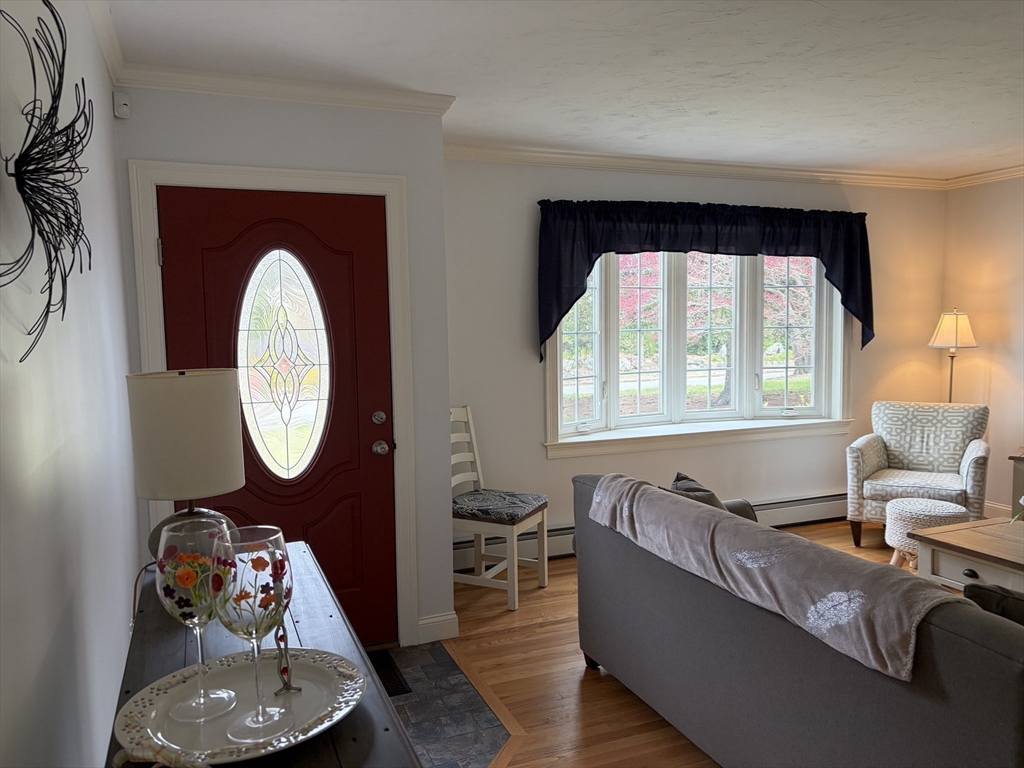 71 West Spring Street Avon, MA 02322 - Photo 10 of 41