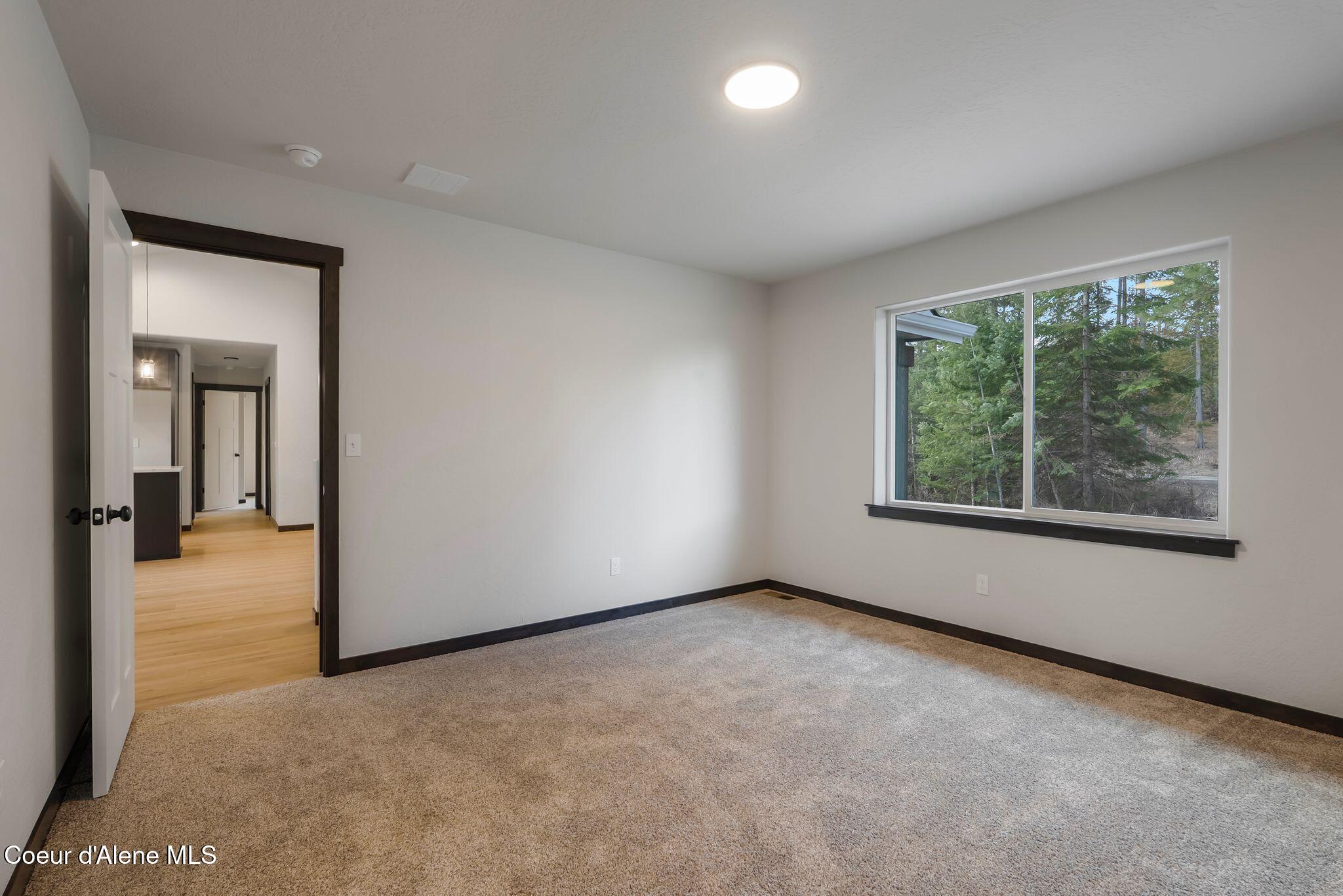 9490 Sunnyside Road Sandpoint, ID 83864 - Photo 14 of 44 31_DSC07924