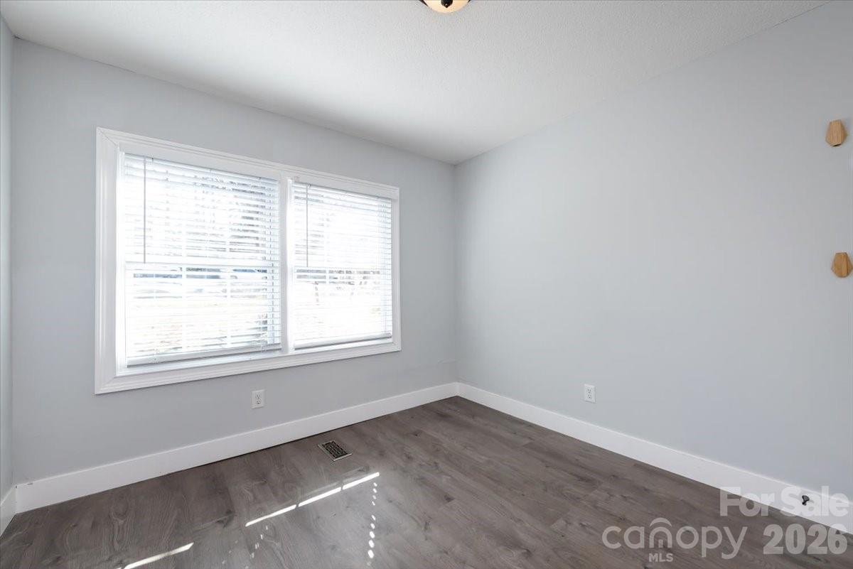 406 Robinson-Clemmer Road Dallas, NC 28034 - Photo 23 of 32 Gallery Image 23