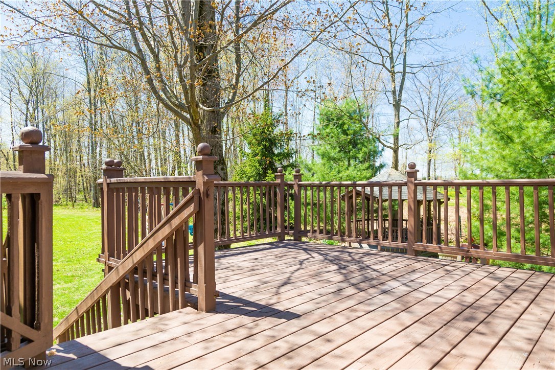 9585 Taylor May Road Chagrin Falls, OH 44023 - Photo 27 of 32 Gallery Image 27