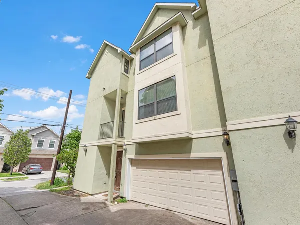$2,875 | 4217 Koehler Street, Houston, TX 77007