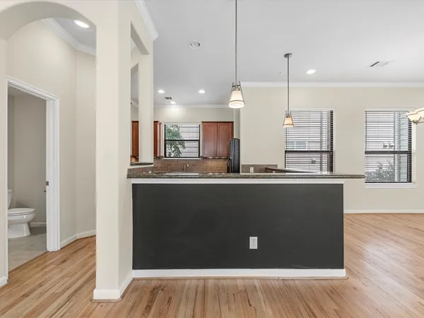 $2,875 | 4217 Koehler Street, Houston, TX 77007
