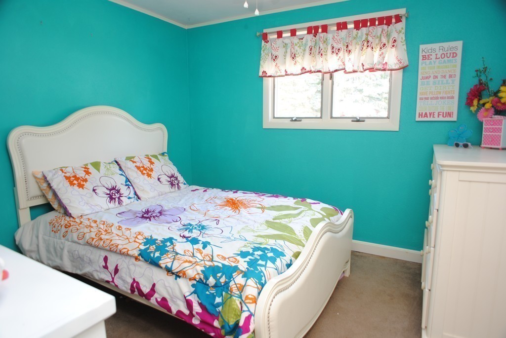 34 Raymond Road Marlborough, MA 01752 - Photo 13 of 23 Gallery Image 13