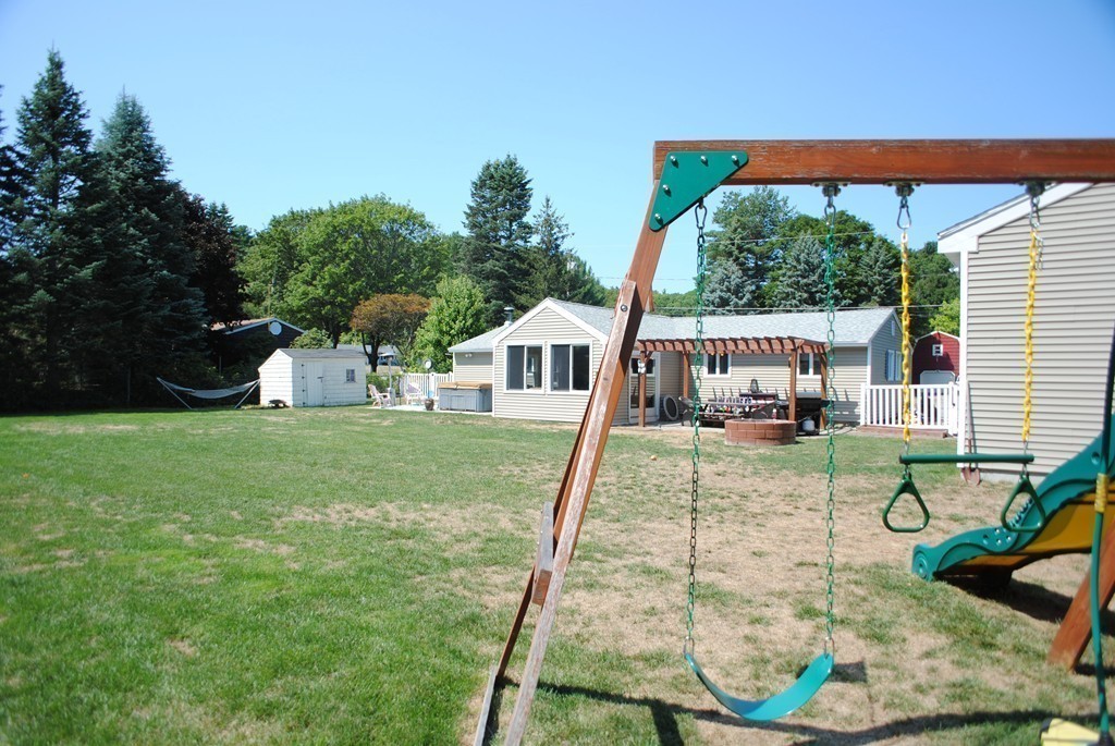 34 Raymond Road Marlborough, MA 01752 - Photo 18 of 23 Gallery Image 18