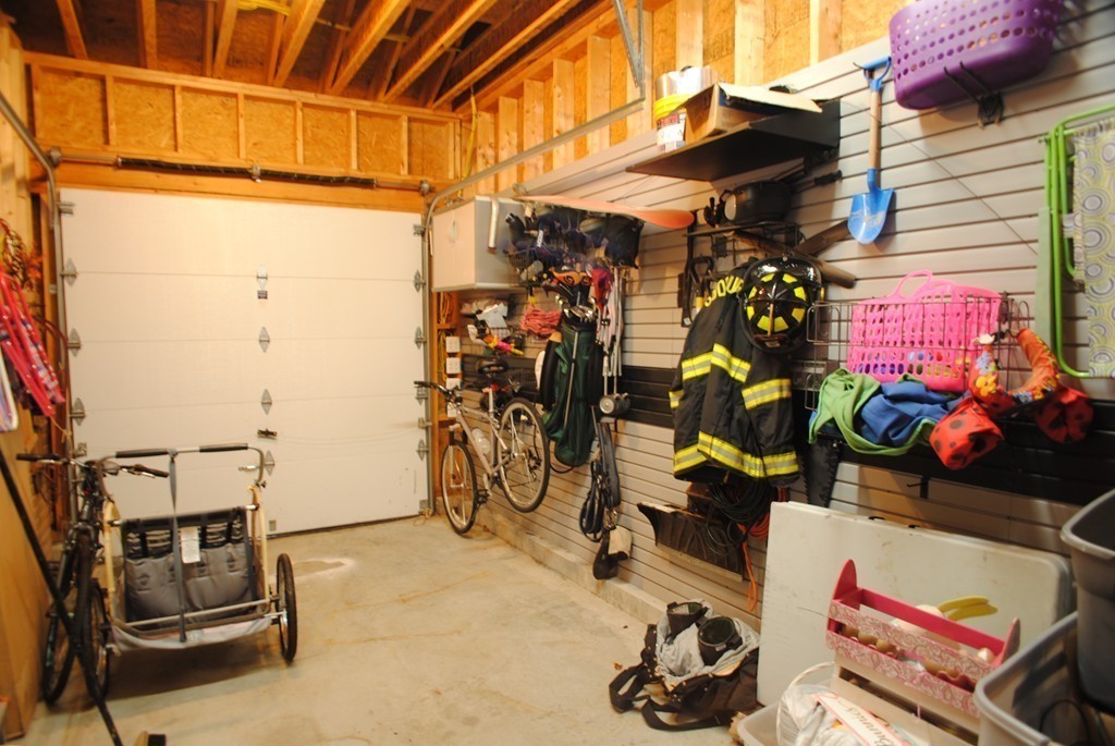 34 Raymond Road Marlborough, MA 01752 - Photo 22 of 23 Gallery Image 22