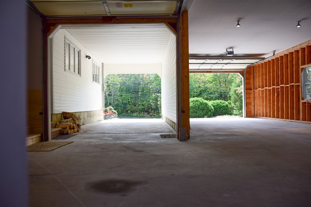 370 State Road Phillipston, MA 01331 - Photo 6 of 30