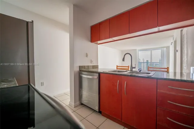 $4,600 | 1200 Brickell Bay Drive, Unit 4024, Miami, FL 33131