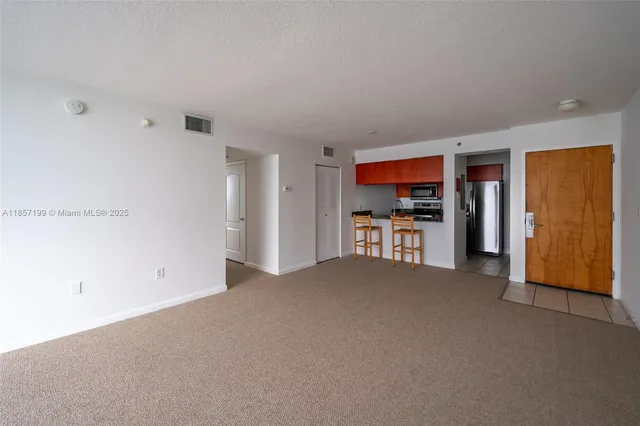 $4,600 | 1200 Brickell Bay Drive, Unit 4024, Miami, FL 33131