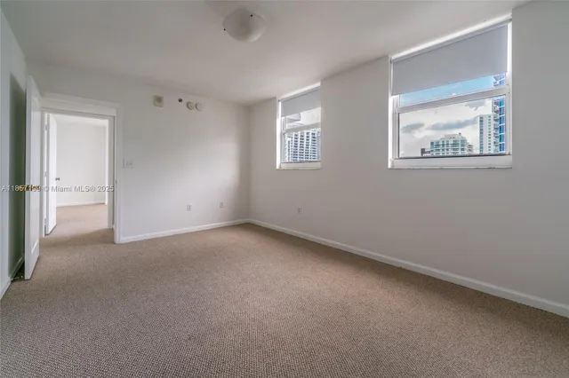 $4,600 | 1200 Brickell Bay Drive, Unit 4024, Miami, FL 33131