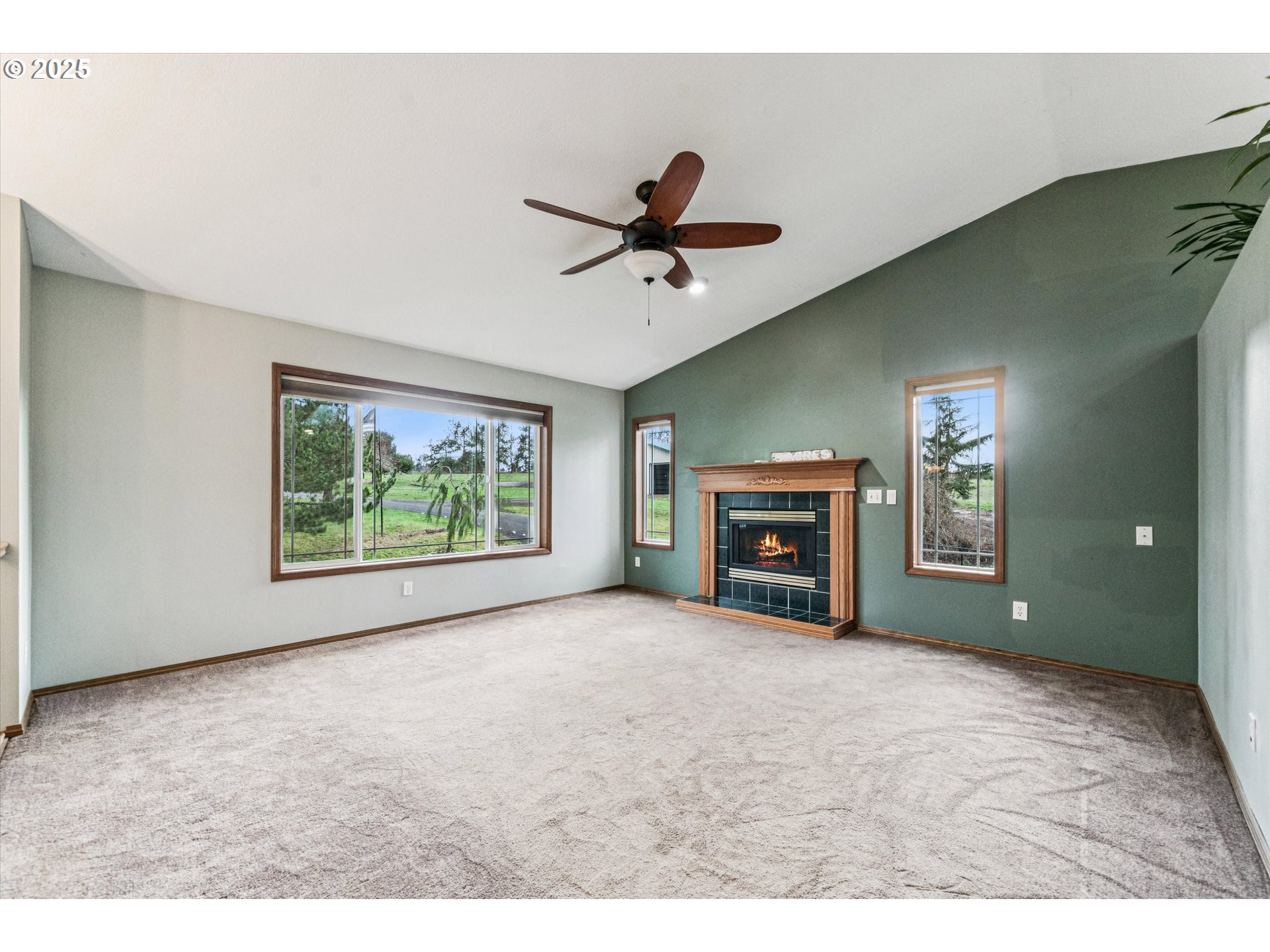 23465 South Central Point Road Canby, OR 97013 - Photo 4 of 40