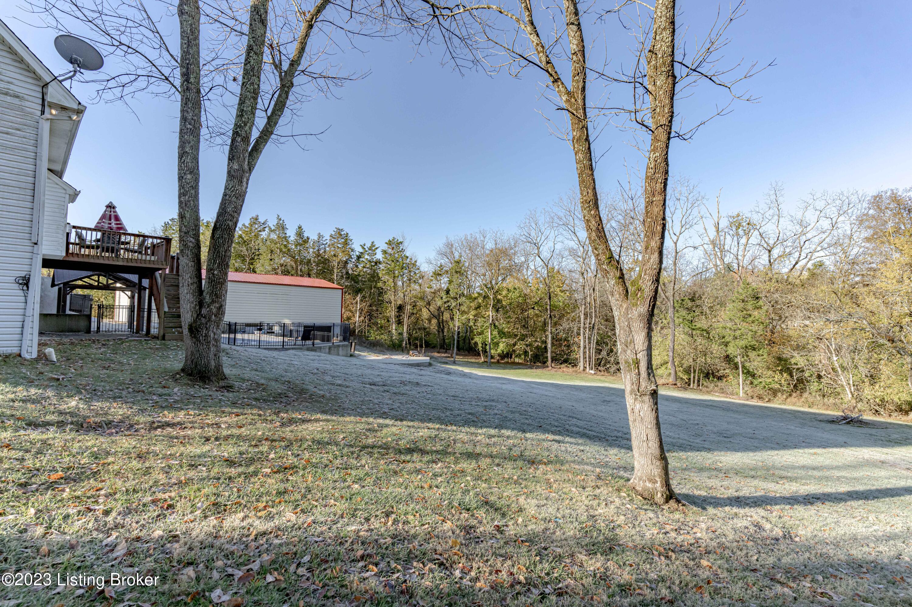 7110 Colton Road Crestwood, KY 40014 - Photo 80 of 95 DSC06545