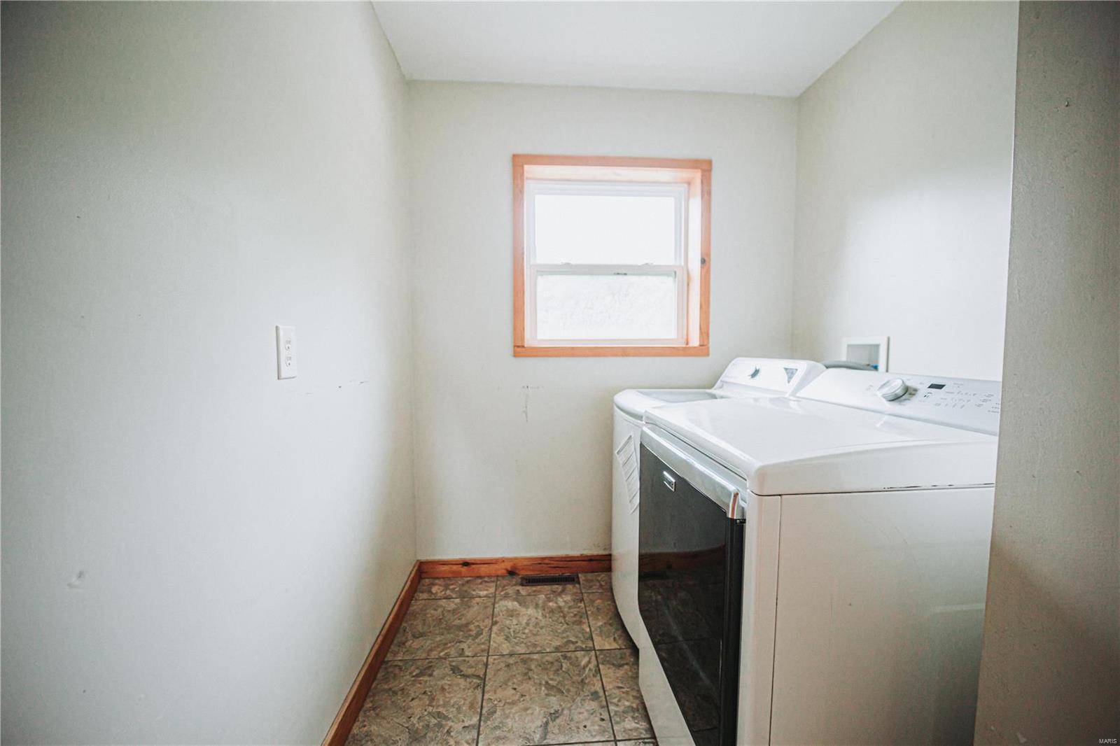 4862 Oak Tree Place Fults, IL 62244 - Photo 20 of 33