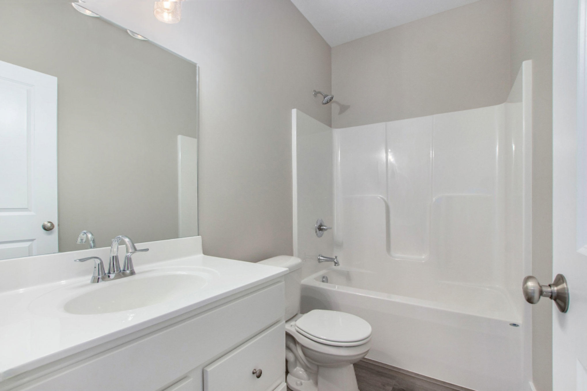 2570 Eagle Ridge Muskegon, MI 49444 - Photo 12 of 27 IMG_1678