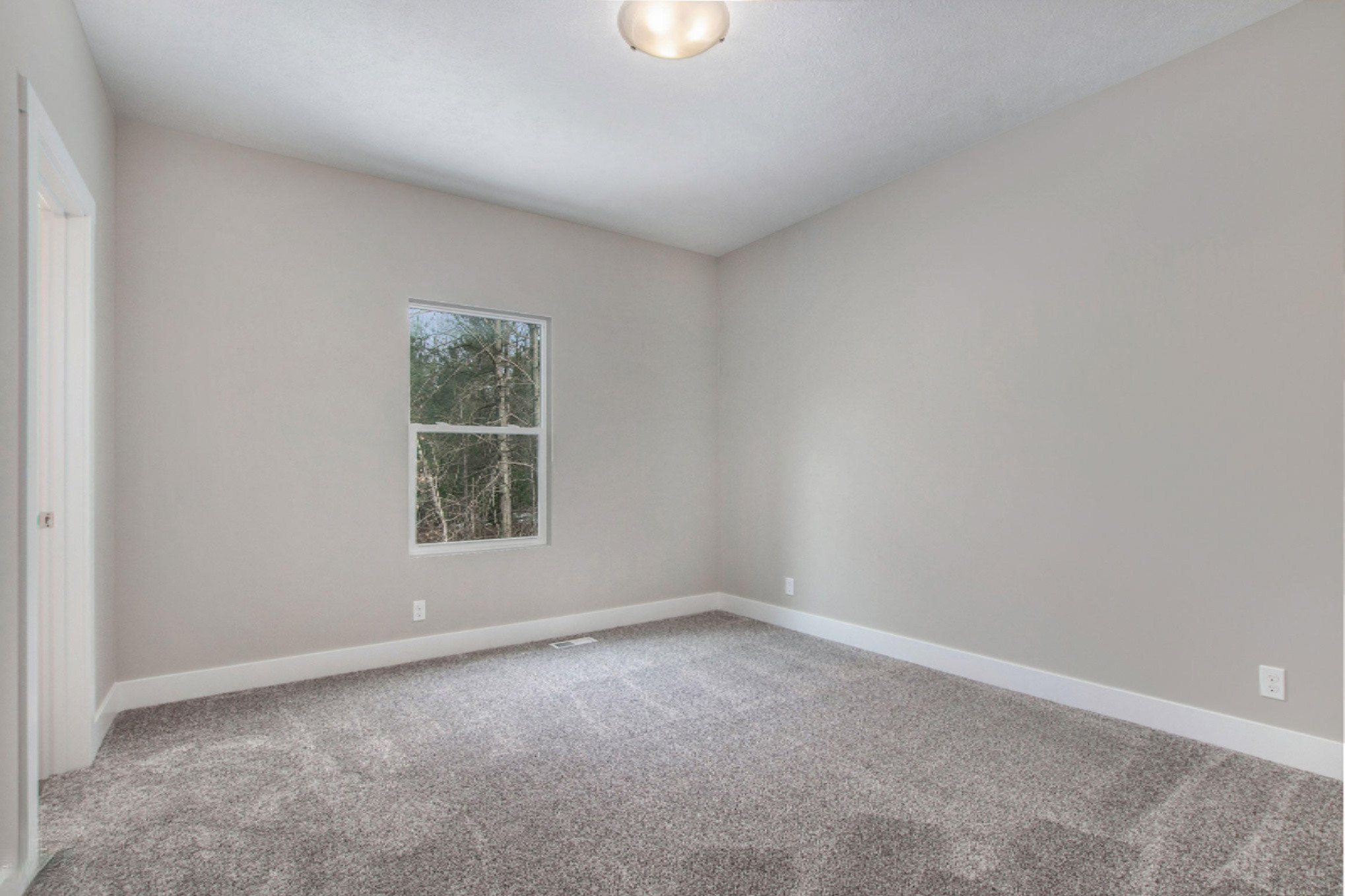 2570 Eagle Ridge Muskegon, MI 49444 - Photo 15 of 27 IMG_1685-