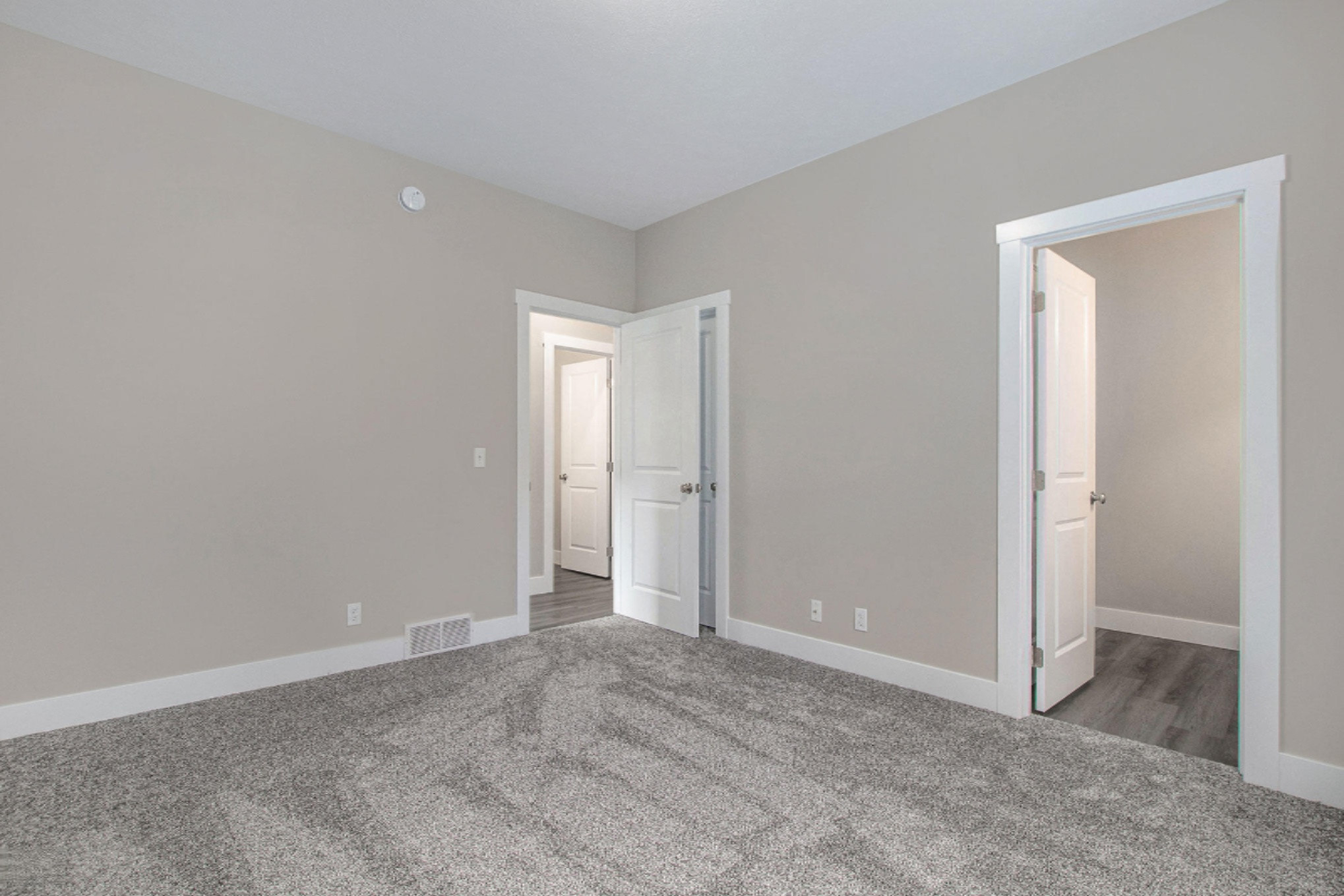 2570 Eagle Ridge Muskegon, MI 49444 - Photo 16 of 27 IMG_1688-