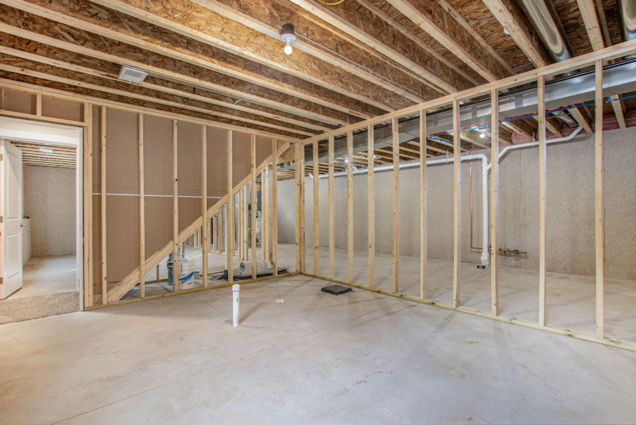 2570 Eagle Ridge Muskegon, MI 49444 - Photo 19 of 27 IMG_1697