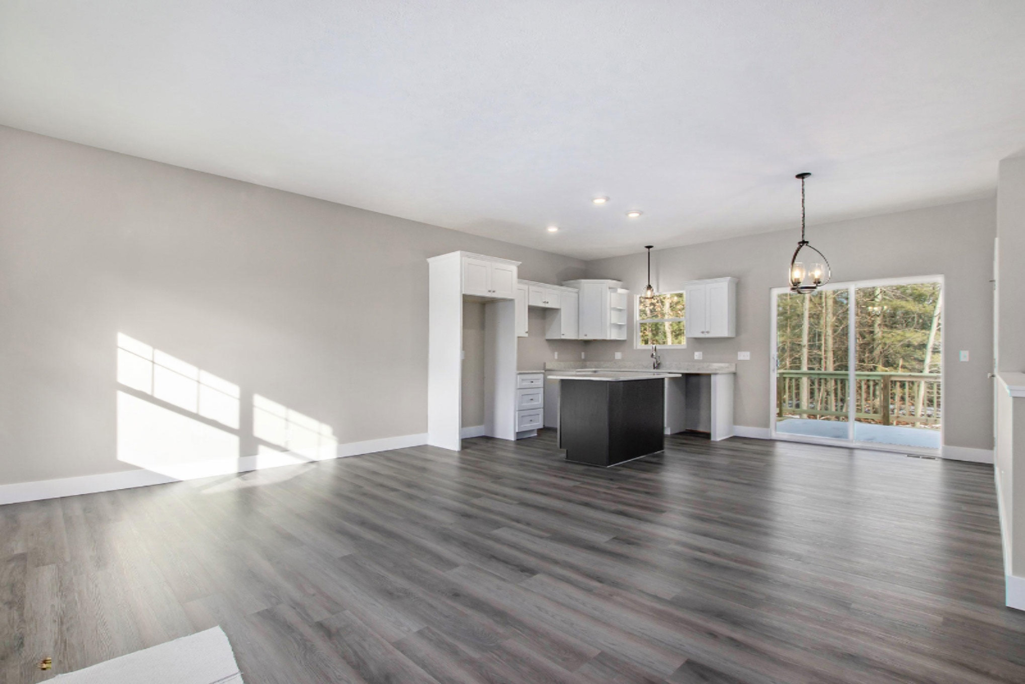 2570 Eagle Ridge Muskegon, MI 49444 - Photo 3 of 27 IMG_1652