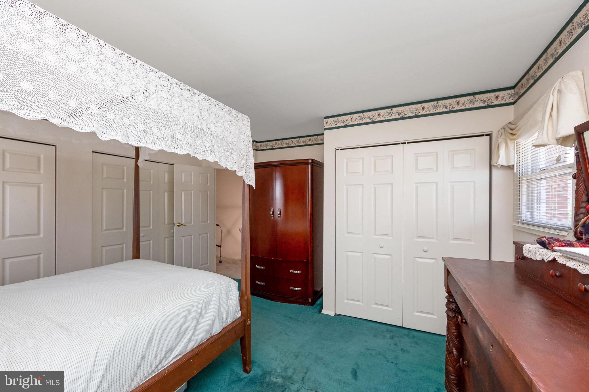 2738 Clayton Street Philadelphia, PA 19152 - Photo 16 of 32