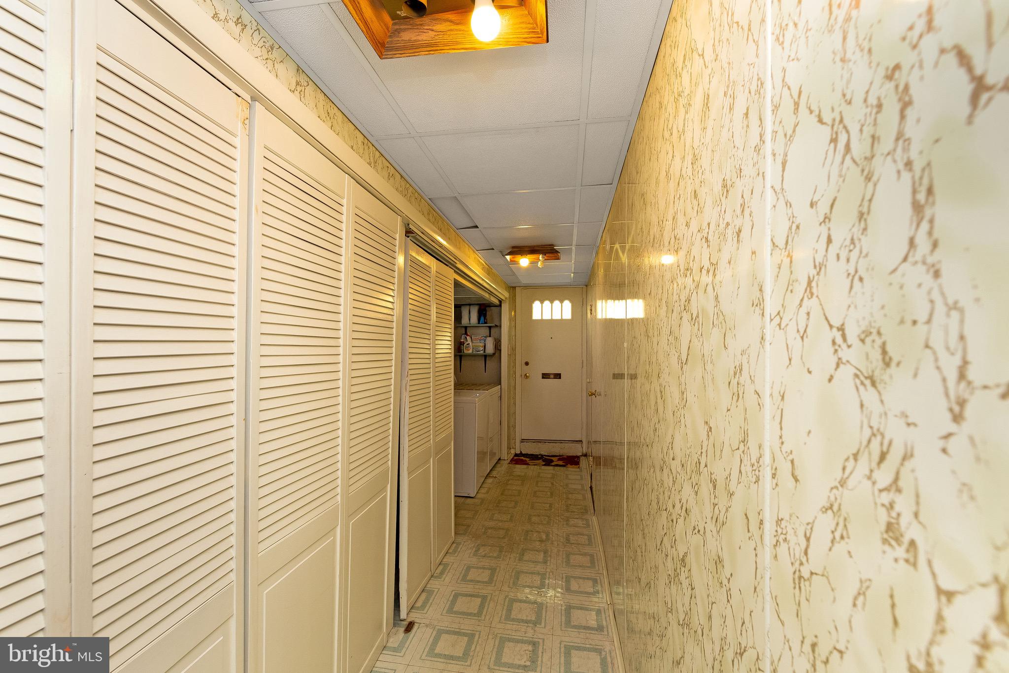 2738 Clayton Street Philadelphia, PA 19152 - Photo 26 of 32