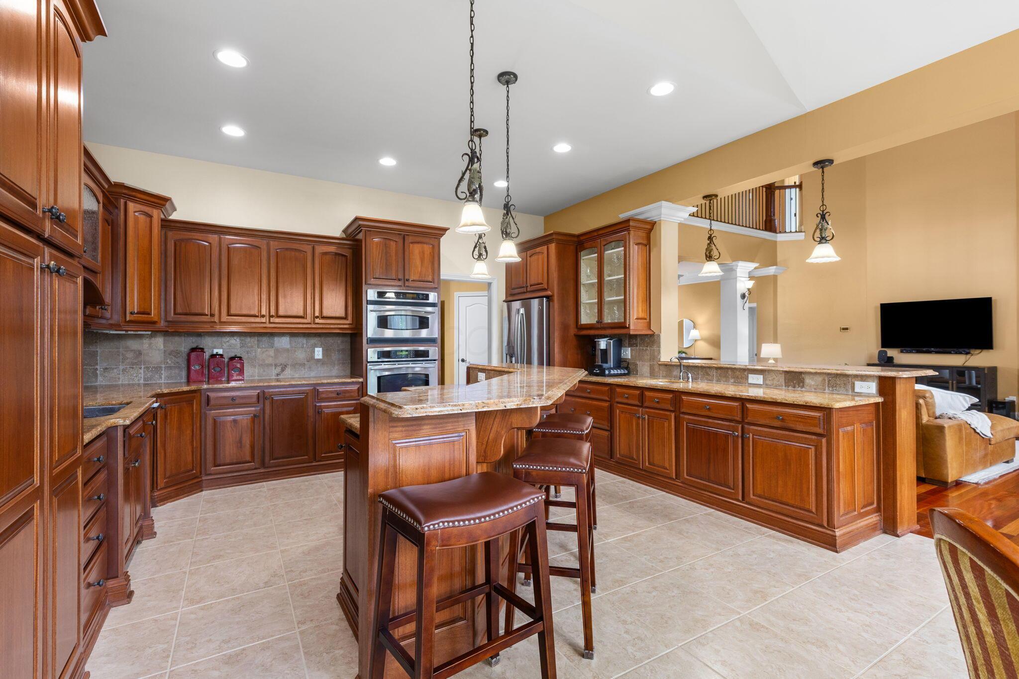 5753 Aster Way Galena, OH 43021 - Photo 17 of 77 46-web-or-mls-5753AsterWay_Hommati102 (1