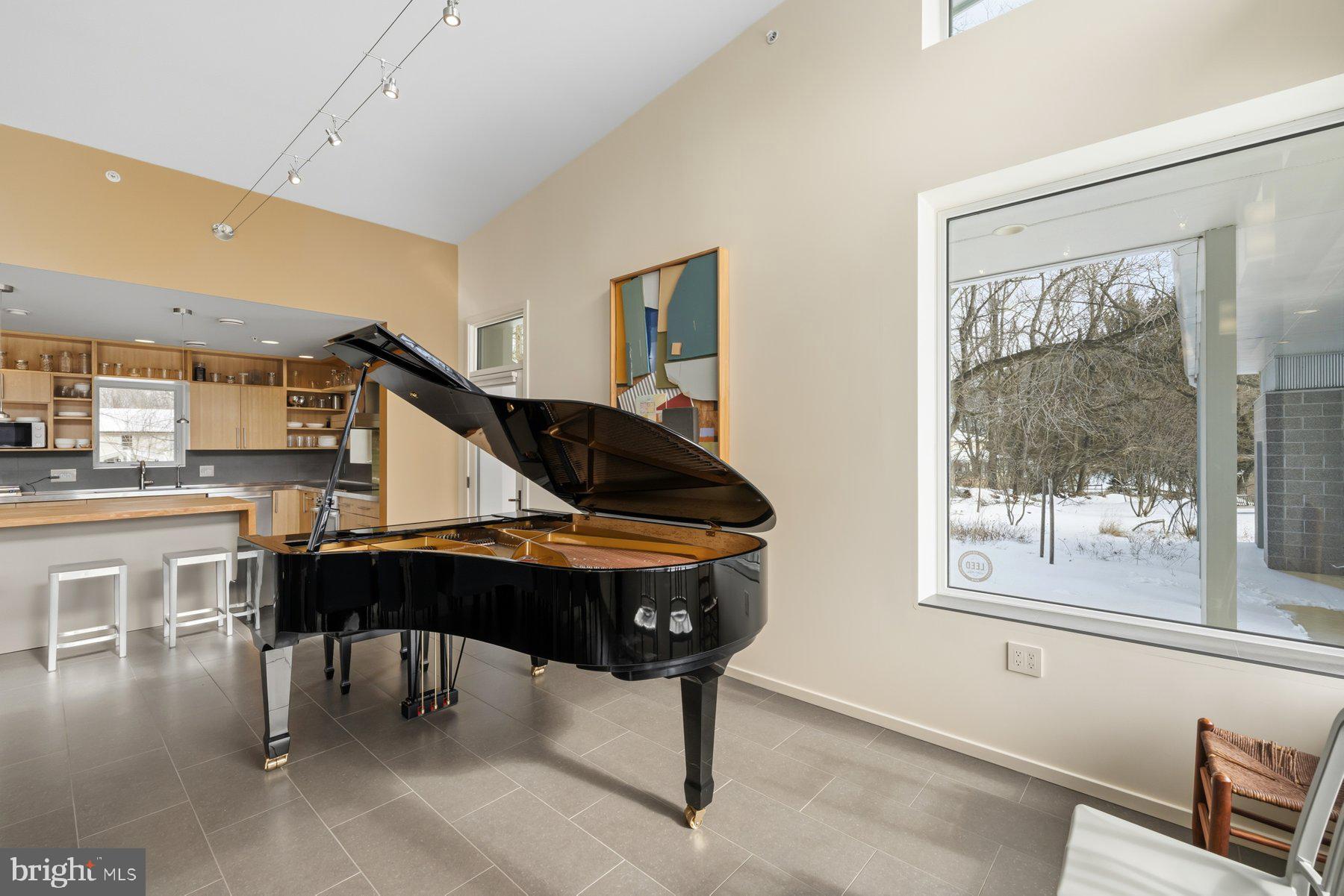11232 Old Hopkins Road Clarksville, MD 21029 - Photo 9 of 45 Entryway
