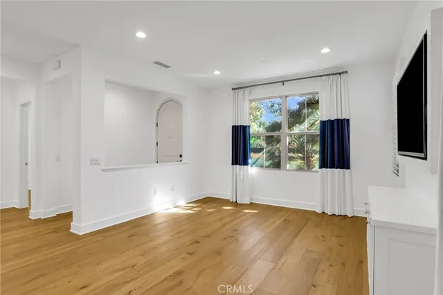 $4,500 | 105 Northern Point, Irvine, CA 92618