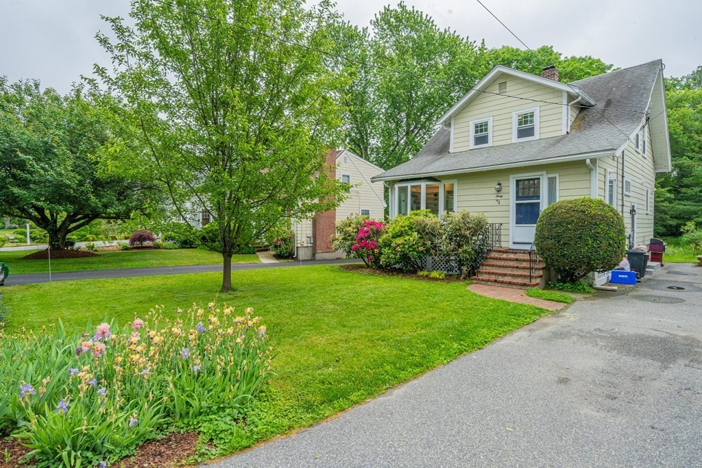 30 Middle Street Lexington, MA 02421 - Photo 41 of 42
