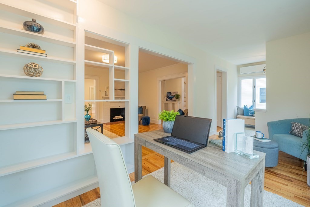 30 Middle Street Lexington, MA 02421 - Photo 5 of 42