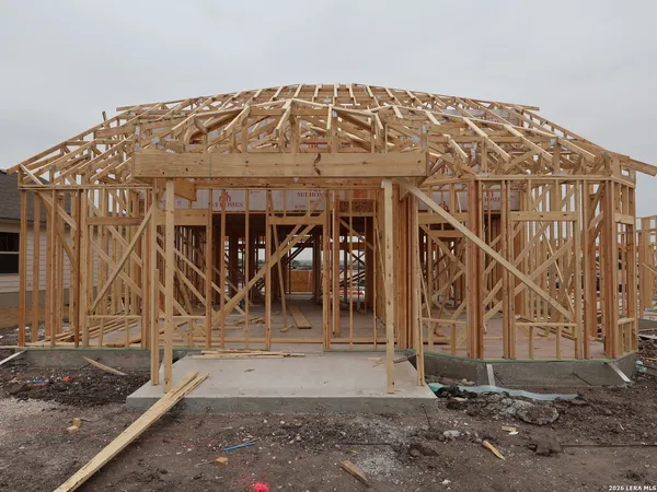 $324,990 | 4823 Maiz Valley, Von Ormy, TX 78073