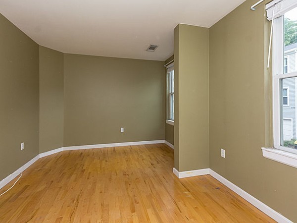 53 North Mead Street, Unit C7 Boston, MA 02129 - Photo 8 of 11