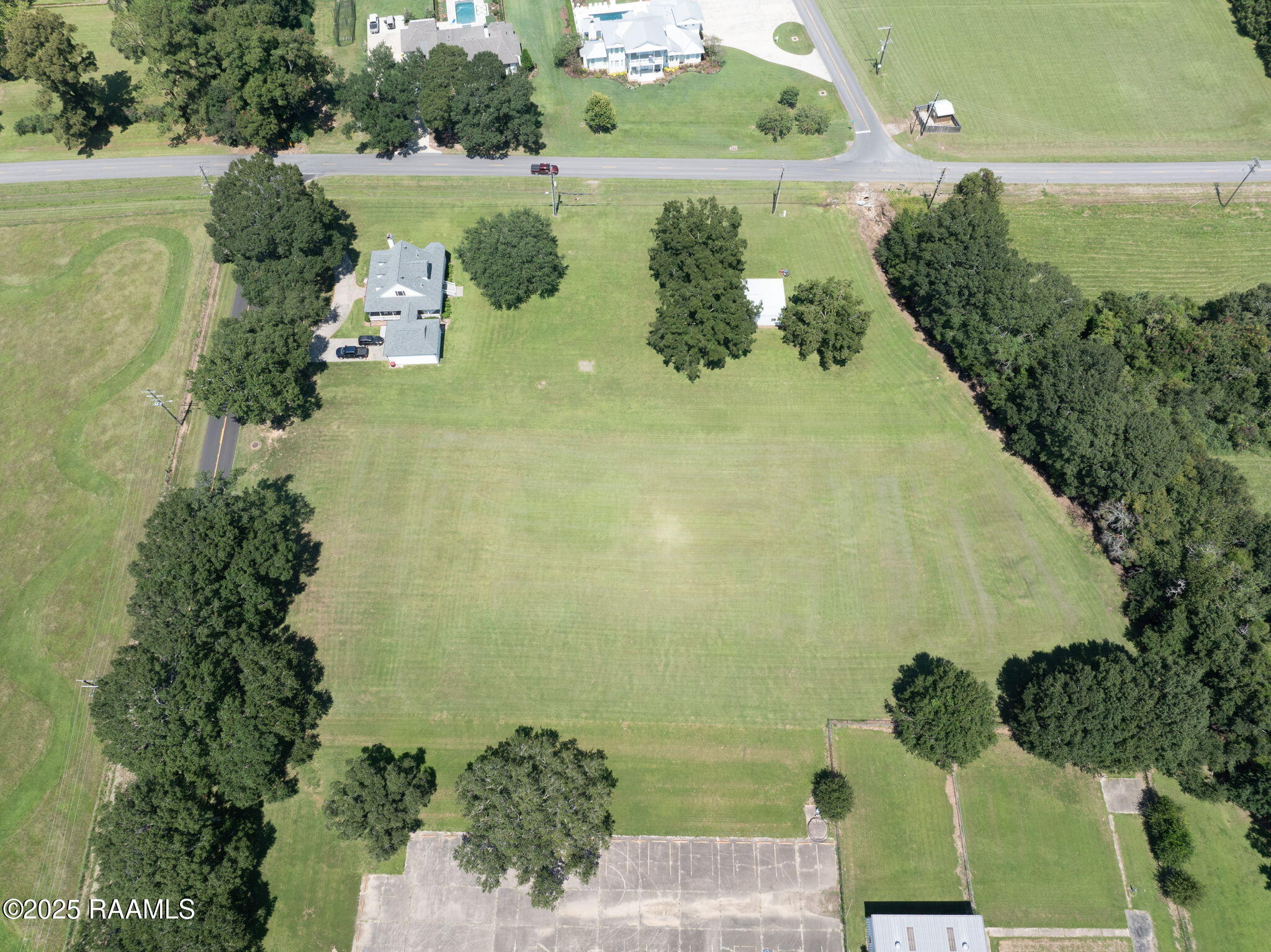 115 Veterinarian Road Lafayette, LA 70507 - Photo 6 of 12 7-web-or-mls-DJI_20250908022239_0100_D