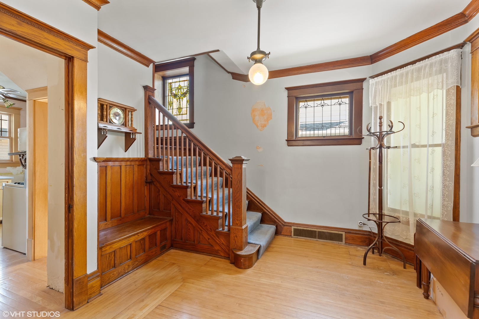 500 Barrett Street Elgin, IL 60120 - Photo 2 of 10